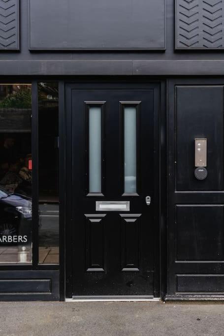 Boutique Apartment - Mazerystays Exley Bagian luar foto